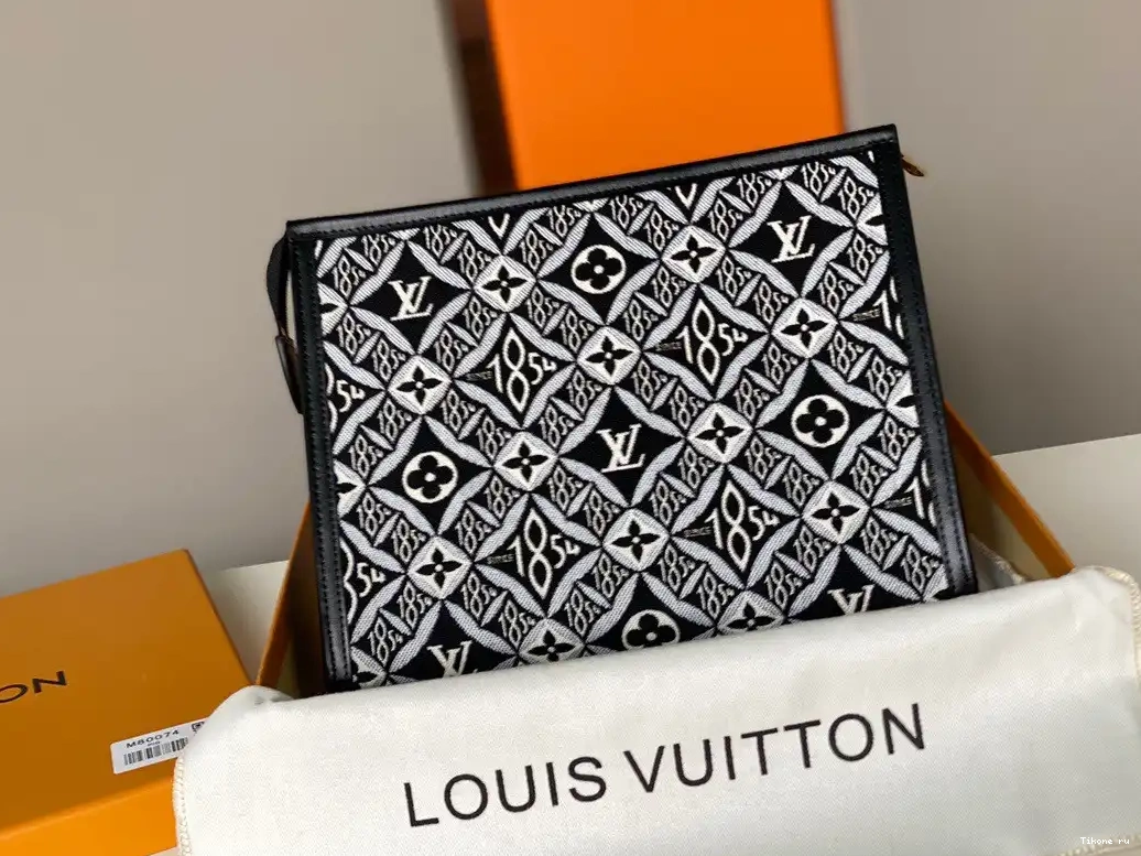 Affordable POUCH TOILETRY 26 1854 VUITTON SINCE LOUIS 0617